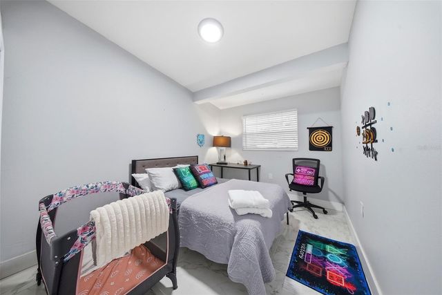 12116 N 52ND STREET, Temple Terrace, FL 33617