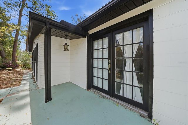 12116 N 52ND STREET, Temple Terrace, FL 33617