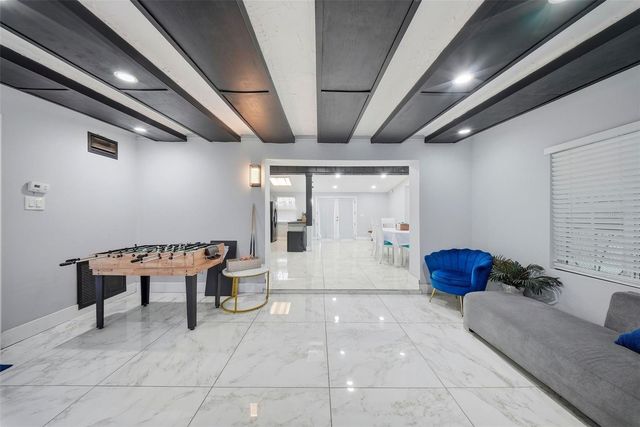 12116 N 52ND STREET, Temple Terrace, FL 33617