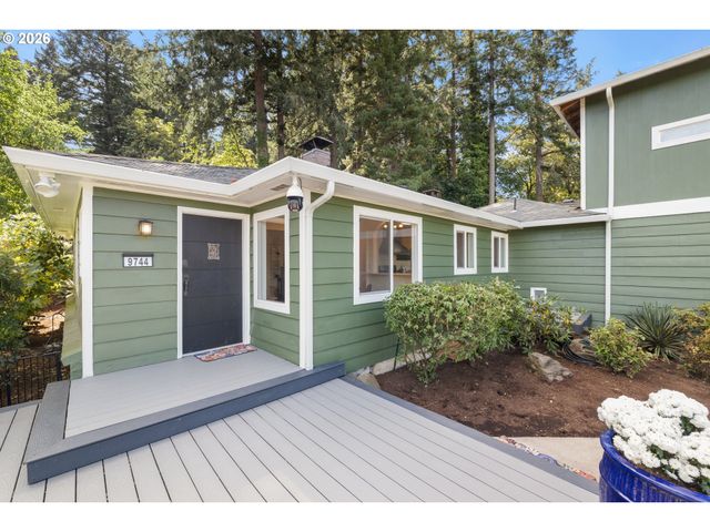 9744 Sw VIEW Ter, Tigard, OR 97224