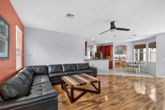 7055 Via Leonardo, Lake Worth, FL 33467