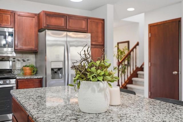 1446 Thoreau Drive, Sun Prairie, WI 53590