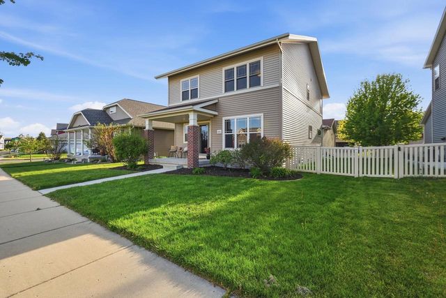 1446 Thoreau Drive, Sun Prairie, WI 53590