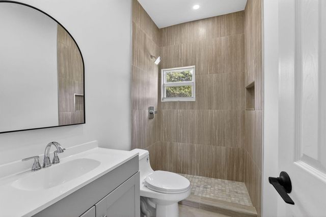 621 NW 3rd Avenue, Pompano Beach, FL 33060