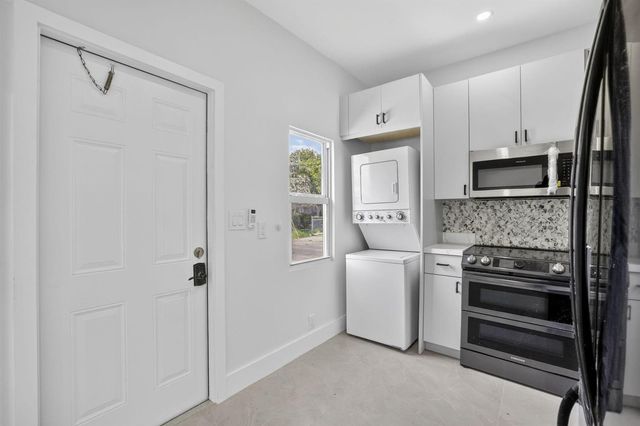 621 NW 3rd Avenue, Pompano Beach, FL 33060