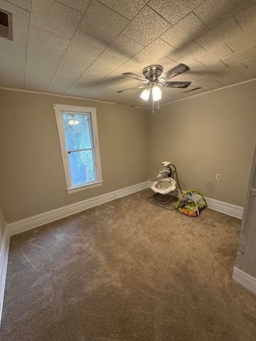 320 W Marshfield Street, Hartville, MO 65667