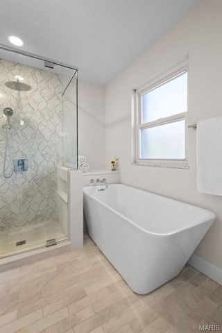 14121 Parliament Drive, Chesterfield, MO 63017