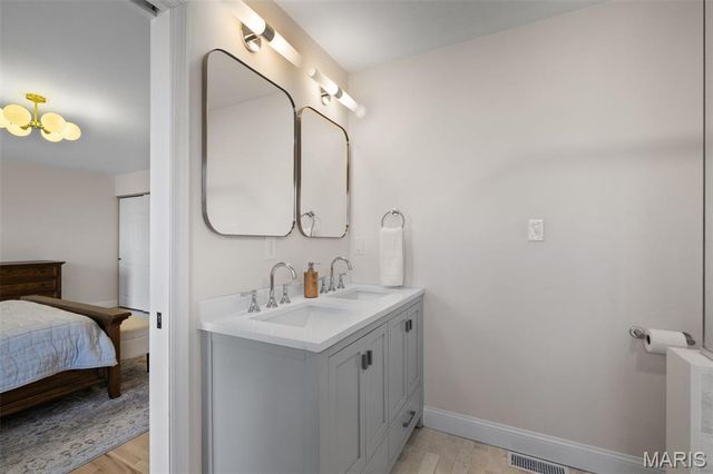 14121 Parliament Drive, Chesterfield, MO 63017