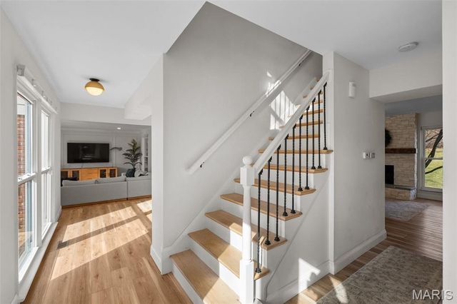 14121 Parliament Drive, Chesterfield, MO 63017