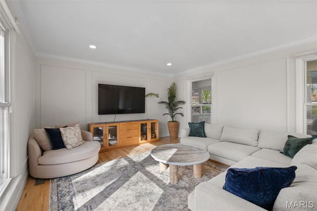 14121 Parliament Drive, Chesterfield, MO 63017