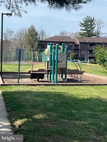 2312 OLD STONE MILL, East Windsor, NJ 08512