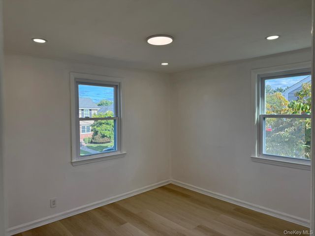 375 Latham Road, Mineola, NY 11501