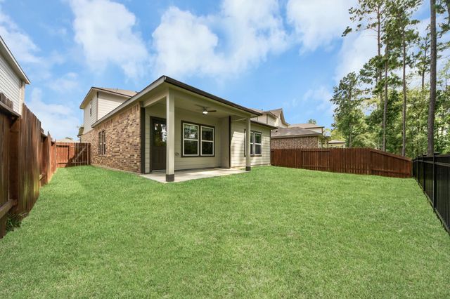 68 Valiant Ridge Trail, Magnolia, TX 77354
