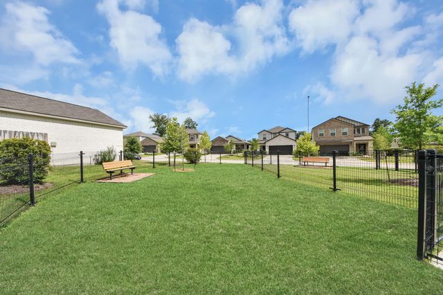 68 Valiant Ridge Trail, Magnolia, TX 77354