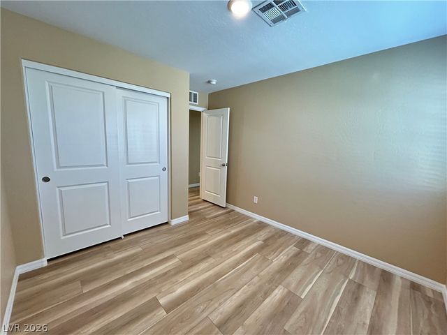 4325 Harristown Drive, Las Vegas, NV 89115