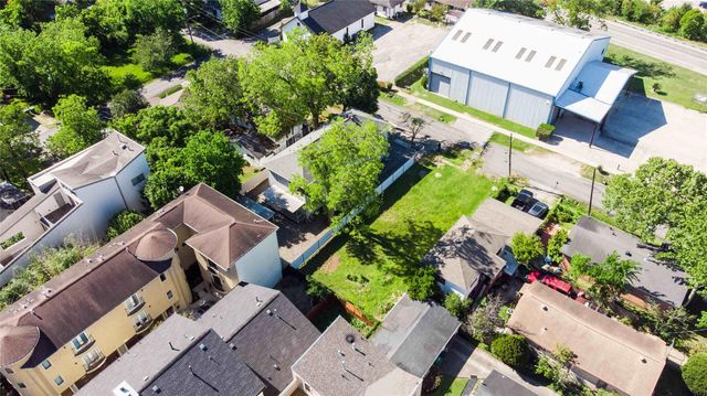 4513 Nolda Street, Houston, TX 77007