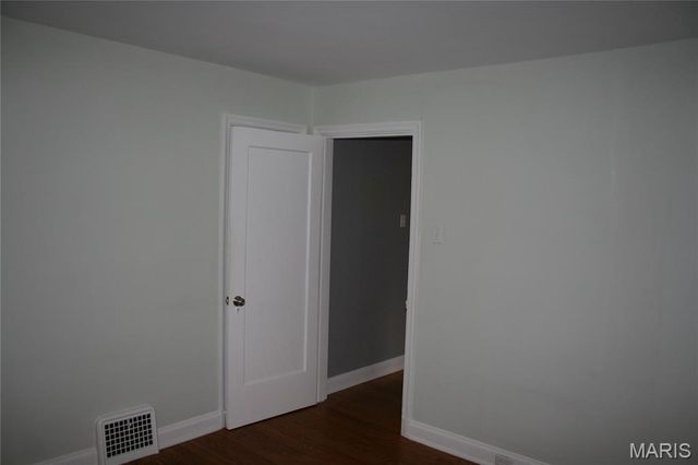 8637 Litzsinger Road, Brentwood, MO 63144