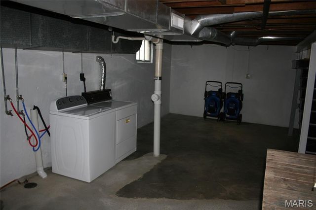 8637 Litzsinger Road, Brentwood, MO 63144