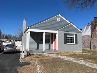 8637 Litzsinger Road, Brentwood, MO 63144