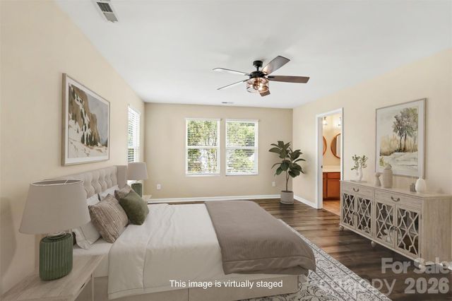 6814 Barefoot Forest Drive, Charlotte, NC 28269