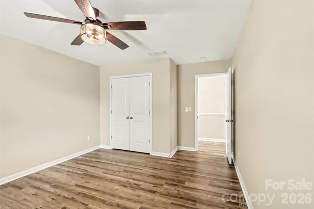 6814 Barefoot Forest Drive, Charlotte, NC 28269
