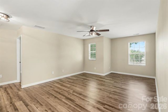6814 Barefoot Forest Drive, Charlotte, NC 28269