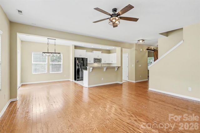6814 Barefoot Forest Drive, Charlotte, NC 28269