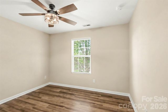 6814 Barefoot Forest Drive, Charlotte, NC 28269