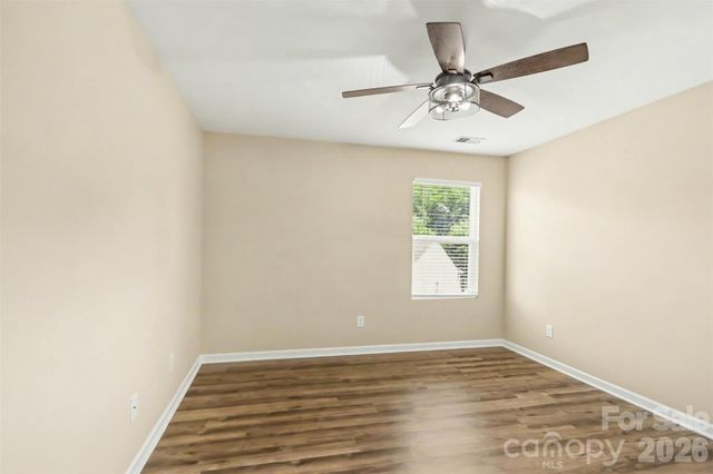 6814 Barefoot Forest Drive, Charlotte, NC 28269