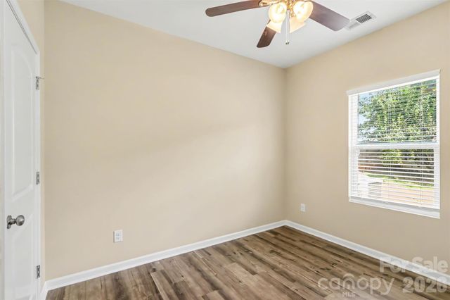 6814 Barefoot Forest Drive, Charlotte, NC 28269