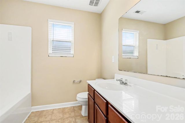 6814 Barefoot Forest Drive, Charlotte, NC 28269
