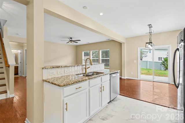6814 Barefoot Forest Drive, Charlotte, NC 28269