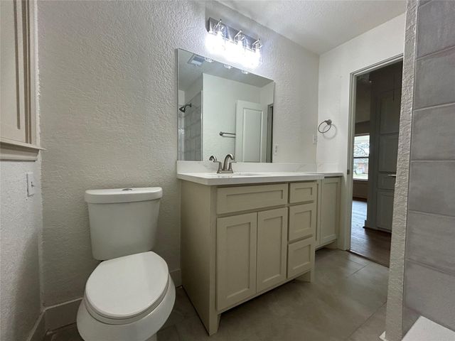 923 W 9th Street, Freeport, TX 77541