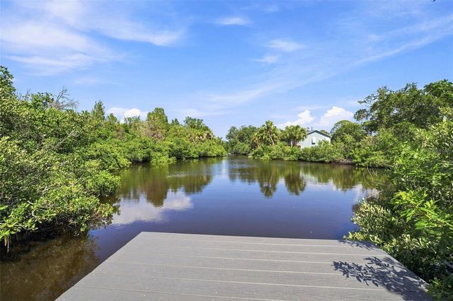 5035 BAY BOULEVARD, Port Richey, FL 34668