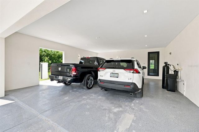 5035 BAY BOULEVARD, Port Richey, FL 34668