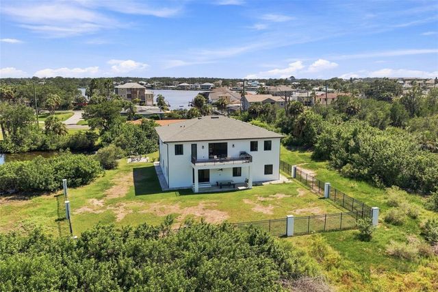 5035 BAY BOULEVARD, Port Richey, FL 34668
