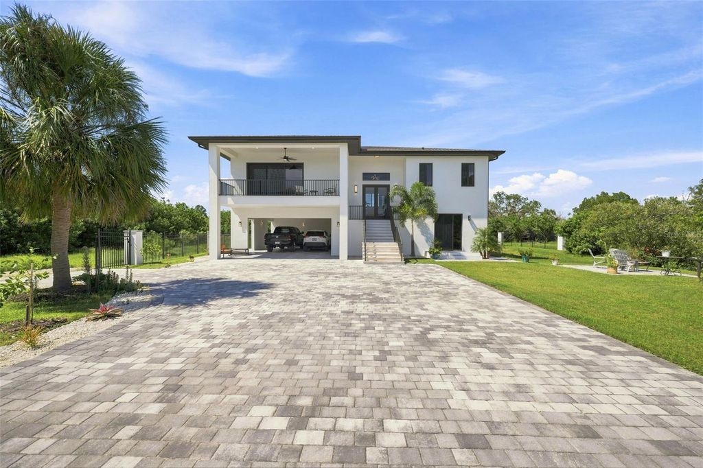 5035 BAY BOULEVARD, Port Richey, FL 34668