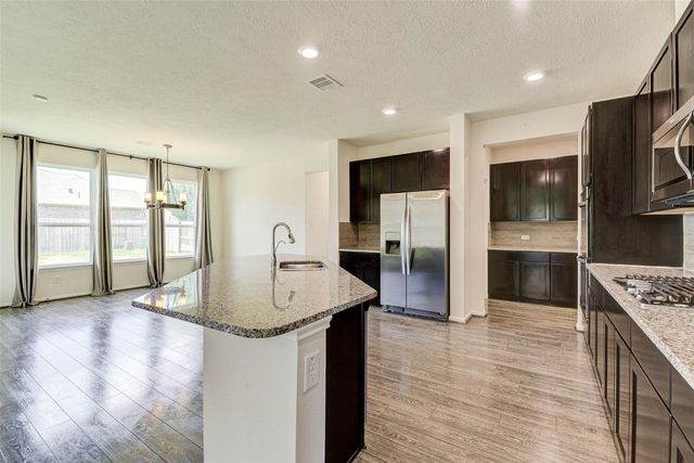 15623 Hanover Breeze Lane, Houston, TX 77044