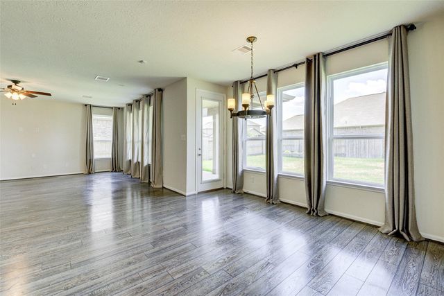 15623 Hanover Breeze Lane, Houston, TX 77044