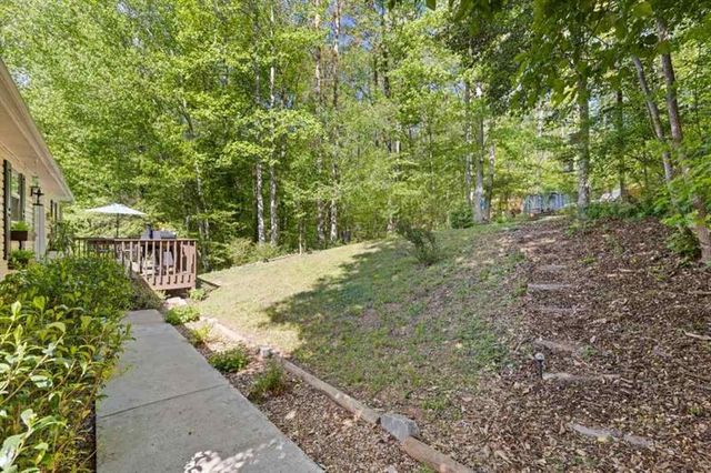5040 Bird Road, Gainesville, GA 30506