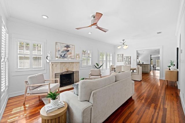 506 E LAMBRIGHT STREET, Tampa, FL 33604