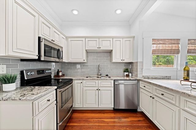 506 E LAMBRIGHT STREET, Tampa, FL 33604