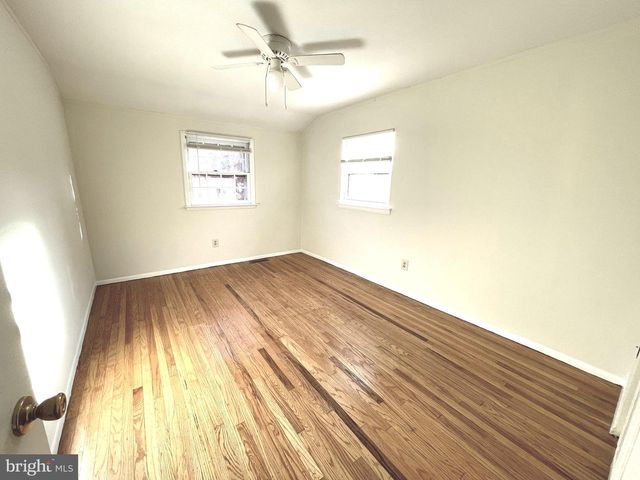 1717 RED OAK RD, Williamstown, NJ 08094