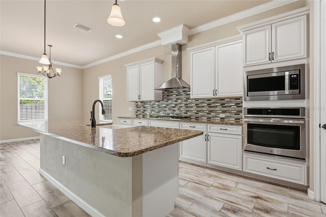 1061 NW 134TH DRIVE, Newberry, FL 32669