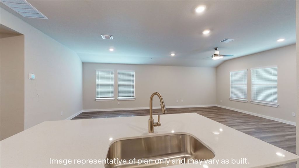 1938 Citation Dr, Corpus Christi, TX 78417 — photo 2