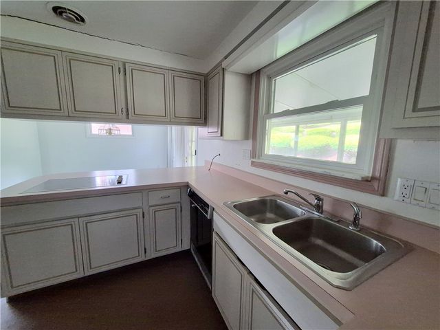 1247 Lakemont Drive, Mt Lebanon, PA 15243