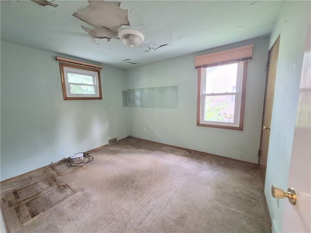 1247 Lakemont Drive, Mt Lebanon, PA 15243