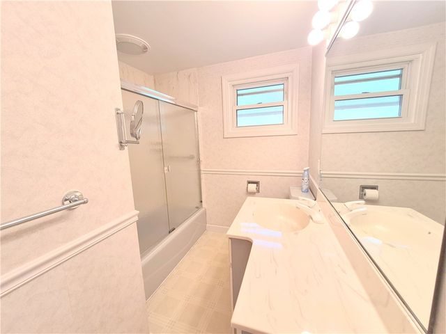 1247 Lakemont Drive, Mt Lebanon, PA 15243