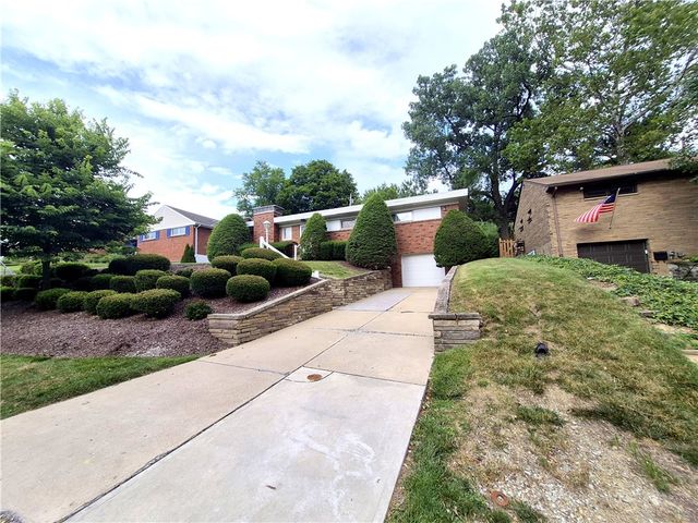 1247 Lakemont Drive, Mt Lebanon, PA 15243