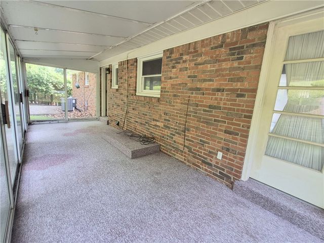 1247 Lakemont Drive, Mt Lebanon, PA 15243